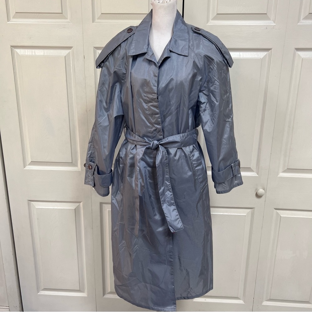 The Totes Coat Trench Coat 100% Nylon Water Repellent Size 12P Silver/Blue